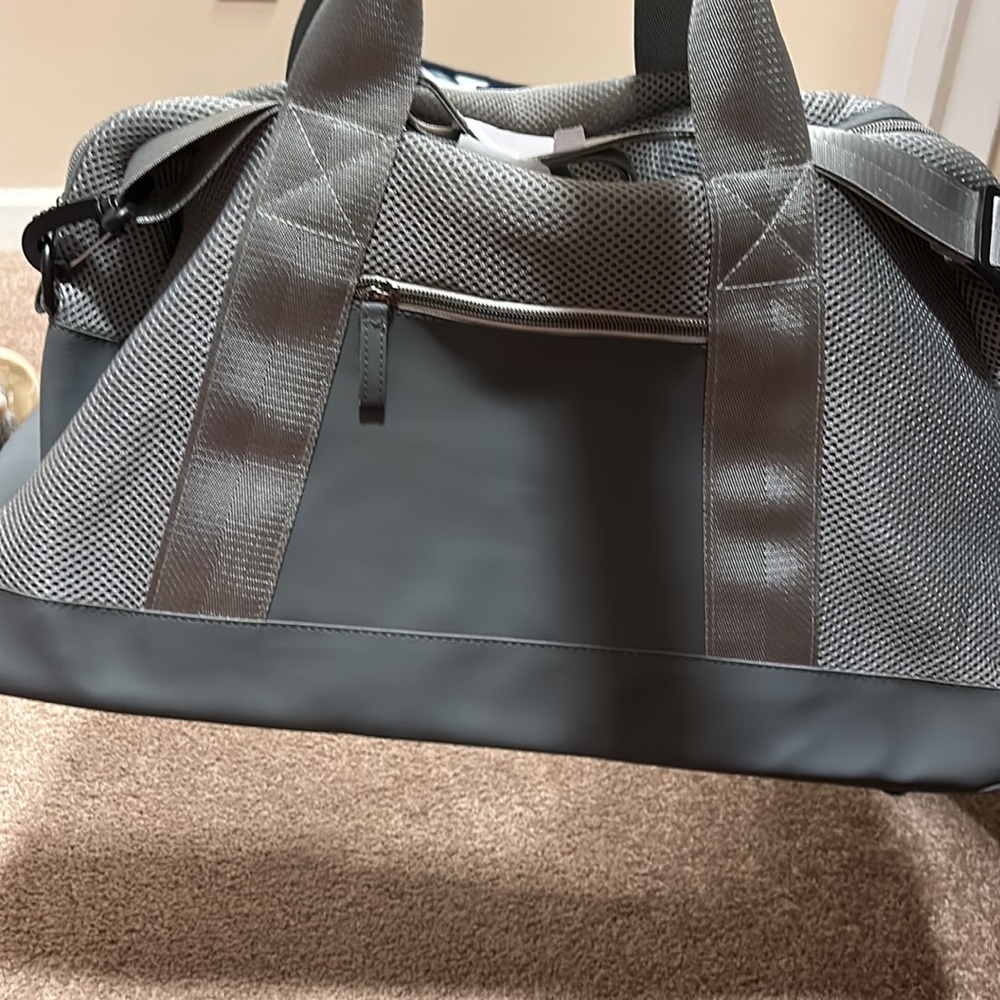 Weekend bag - Picture 3 of 3
